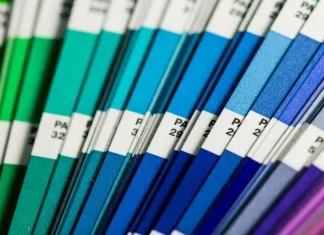 Psihologija boja u poslovnom okruženju: Kako izbor boja utječe na vašu karijeru